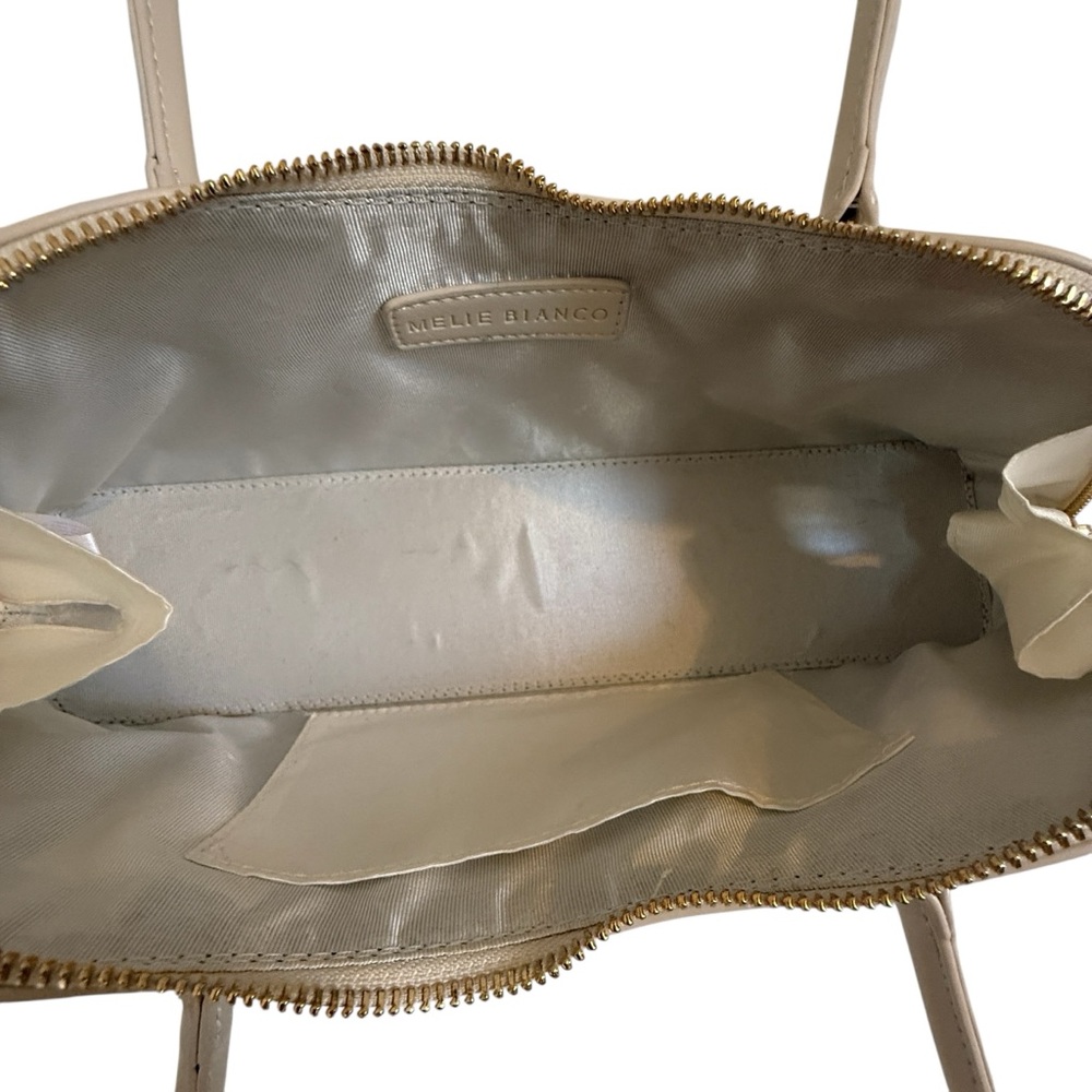 Melie Bianco Dakota Ivory Recycled Vegan Shoulder Bag. - Picture 5 of 9